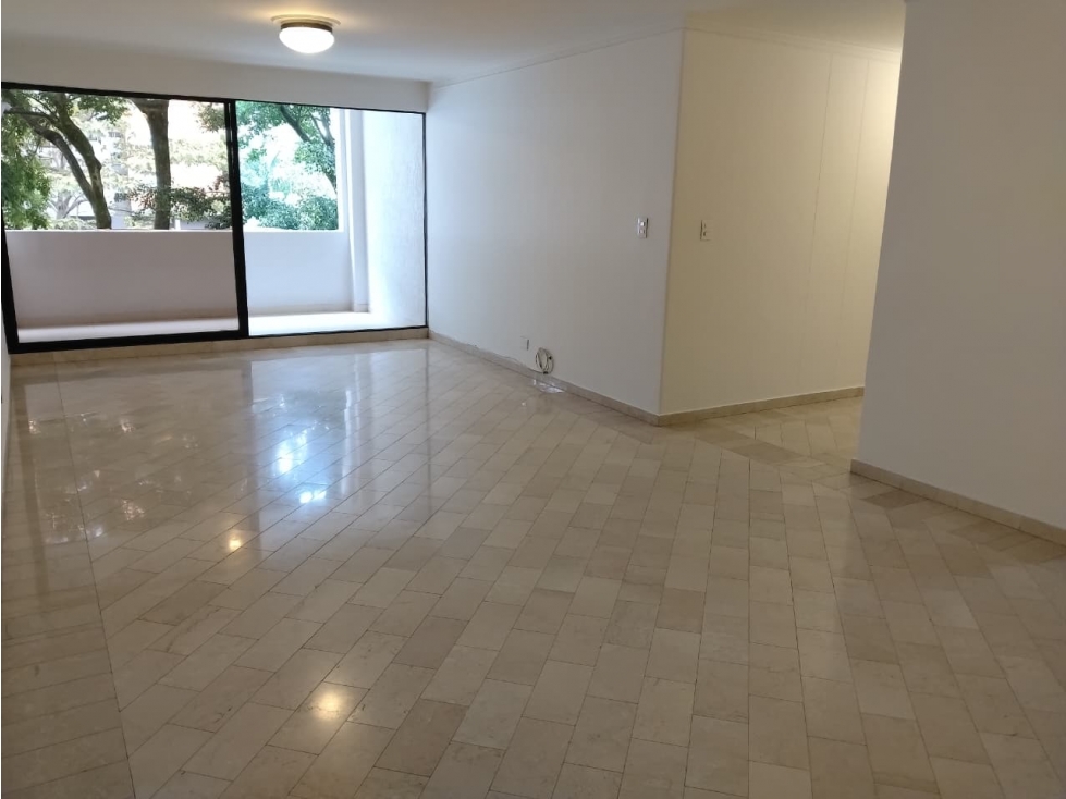ARRIENDO APARTAMENTO - EL POBLADO, SANTA MARÍA DE LOS ÁNGELES
