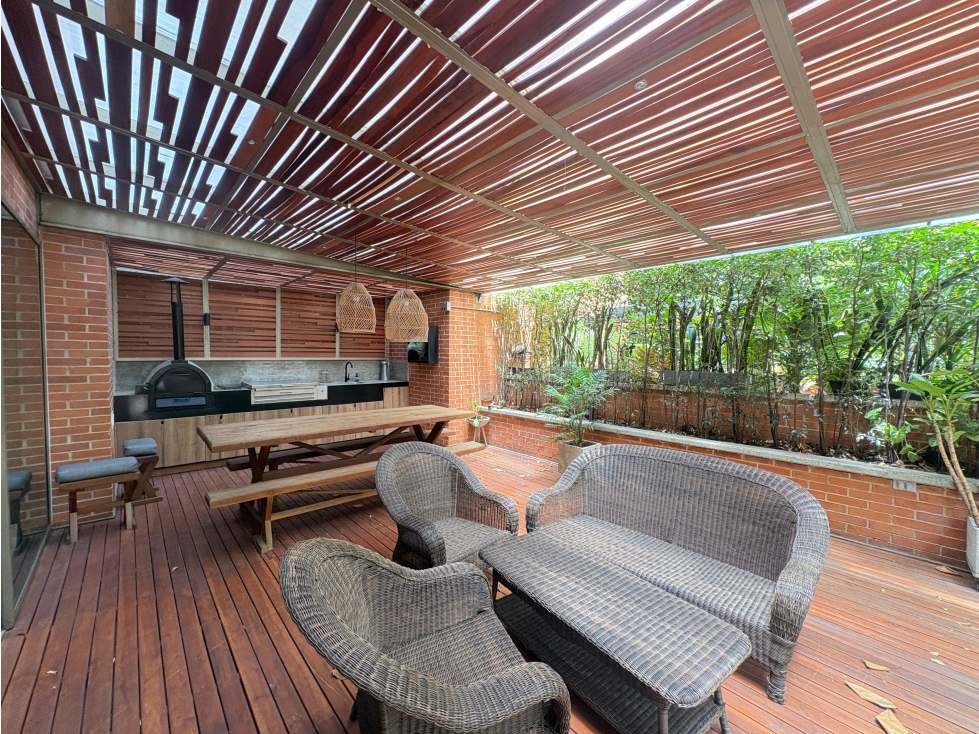 ARRIENDO APARTAMENTO, POBLADO LOS PARRA