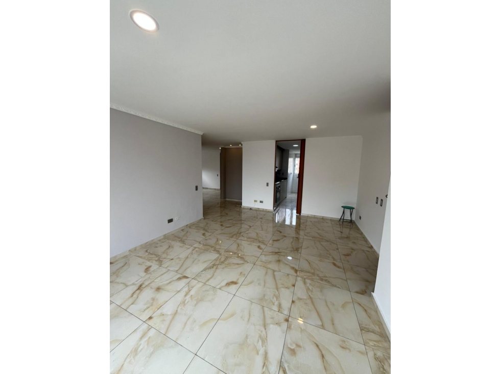 ARRIENDO APARTAMENTO - POBLADO LALINDE — foto 3