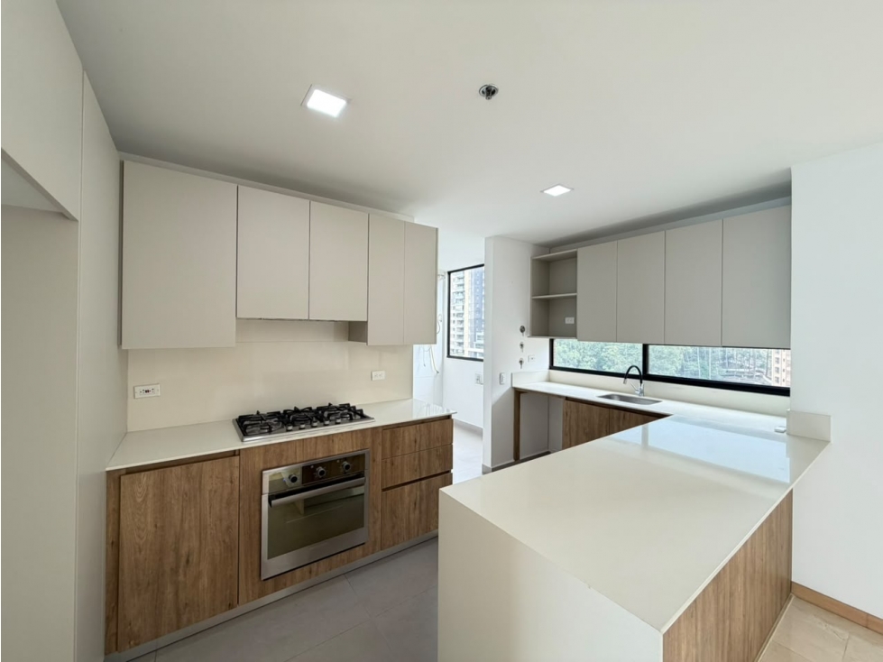 ARRIENDO APARTAMENTO - POBLADO COLA DEL ZORRO — foto 3