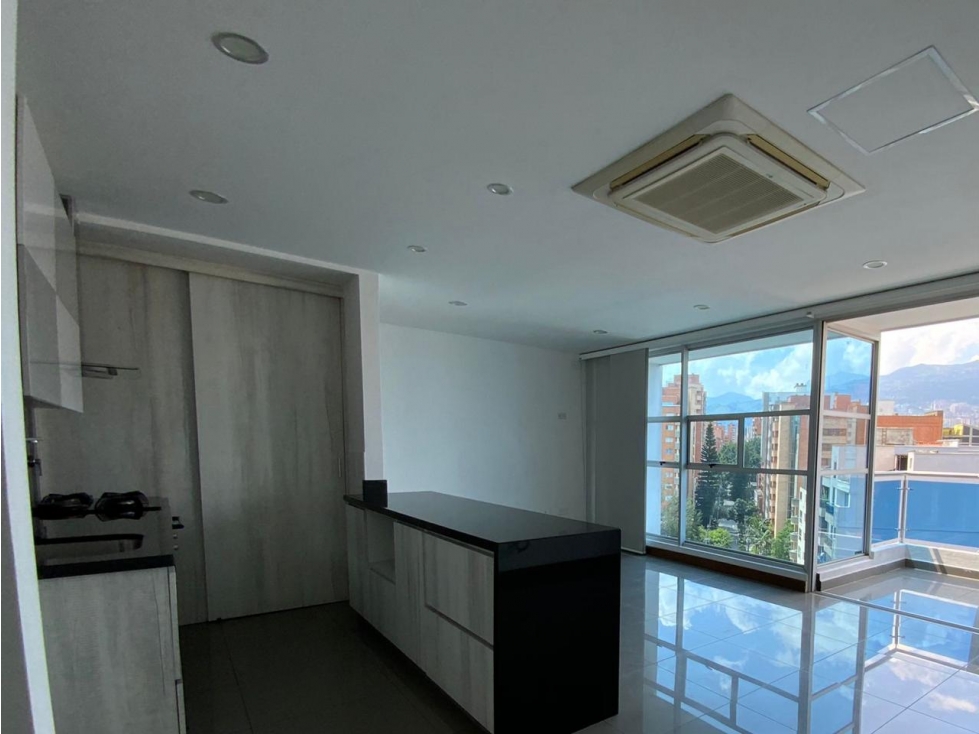 VENTA PENTHOUSE LAURELES.
