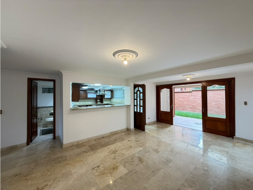 VENDO CASA - POBLADO LOMA DE LOS BALSOS — foto 5