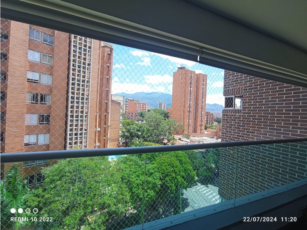 VENTA APARTAMENTO - LAURELES — foto 3