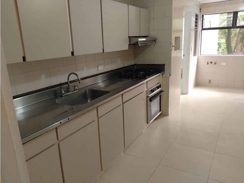 ARRIENDO APARTAMENTO - EL POBLADO, SANTA MARÍA DE LOS ÁNGELES — foto 5