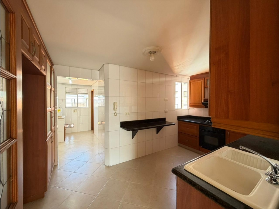 VENTA APARTAMENTO - LAURELES — foto 6