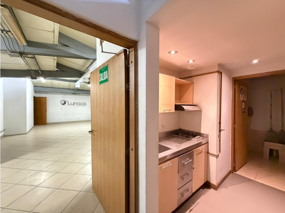 ARRIENDO EDIFICIO - MEDELLIN LA 33. - 2