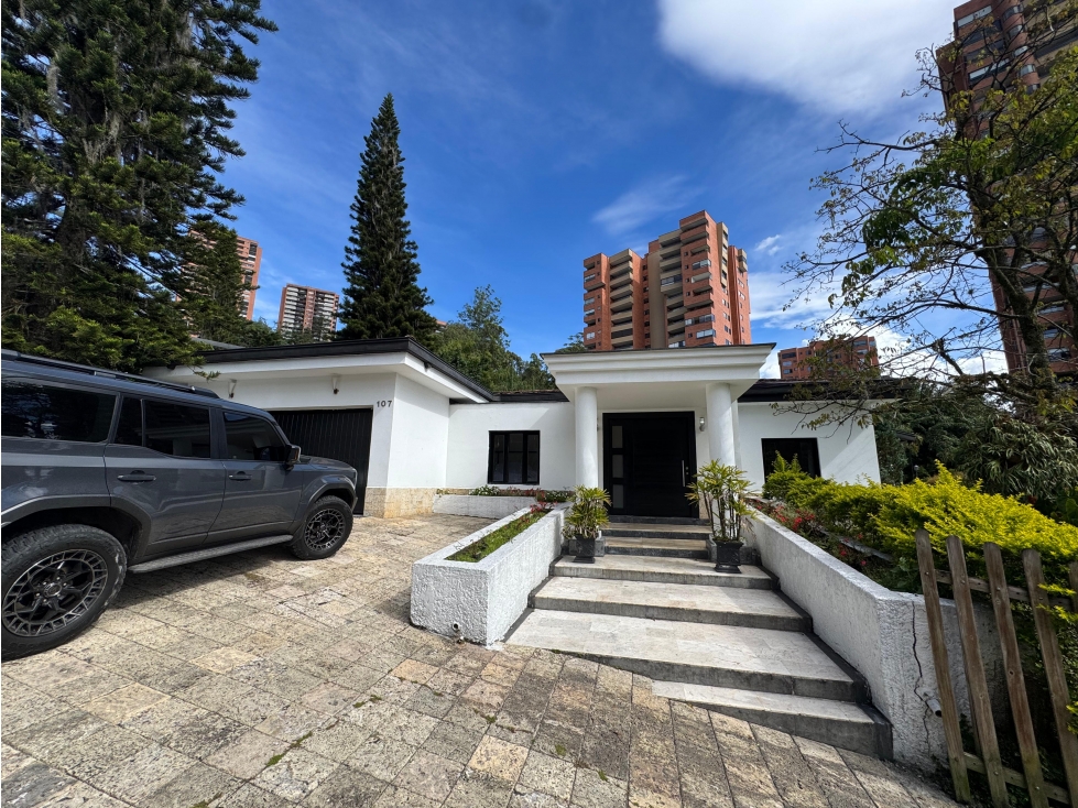 ARRIENDO CASA AMOBLADA - POBLADO — foto 2
