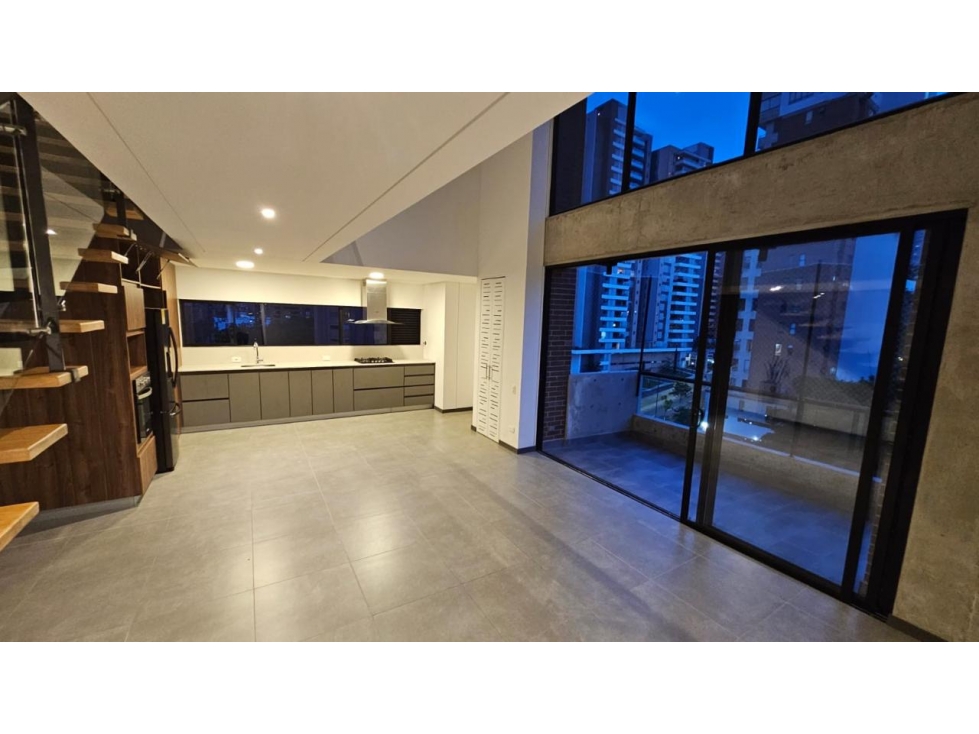 ARRIENDO APARTAMENTO DUPLEX, POBLADO MILLA DE ORO — foto 5
