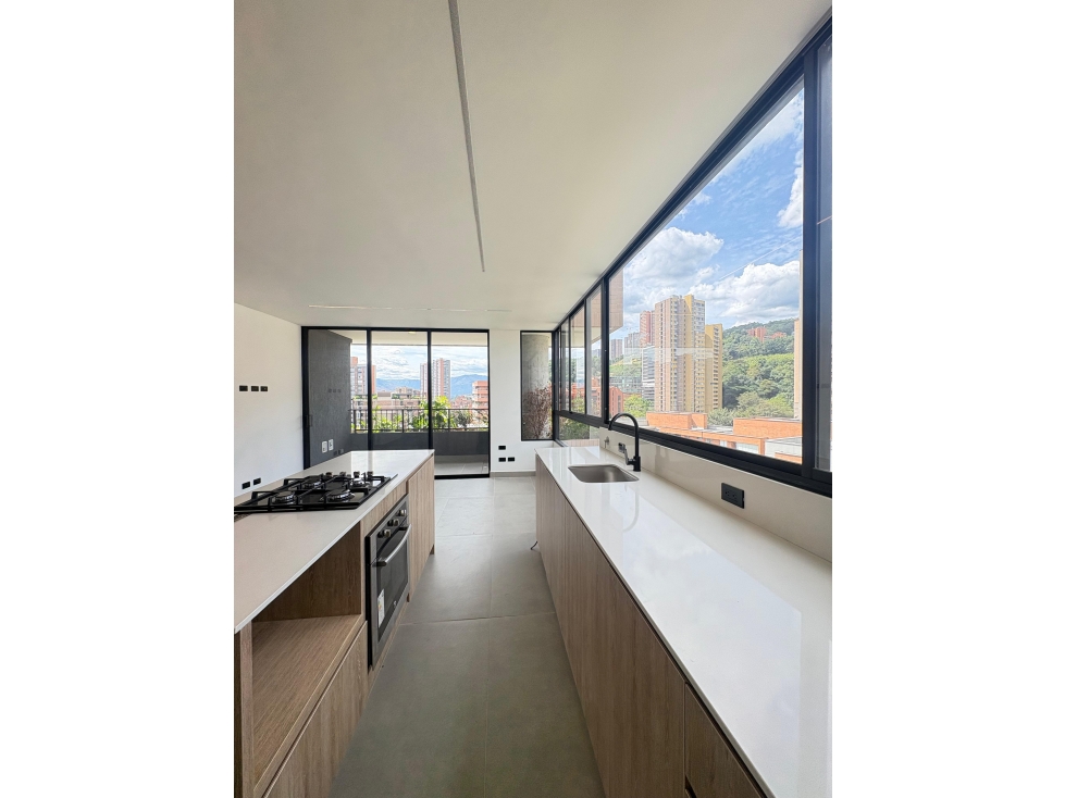 ARRIENDO APARTAMENTO PARA ESTRENAR POBLADO, CASTROPOL — foto 4