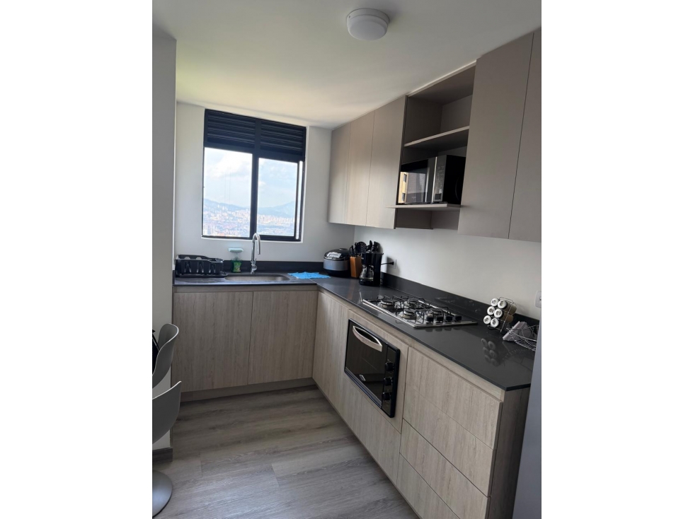 ARRIENDO APARTAMENTO PARA ESTRENAR - POBLADO. — foto 2