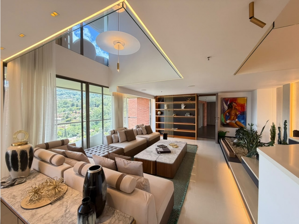 ARRIENDO APARTAMENTO AMOBLADO - POBLADO LA COLA DEL ZORRO.