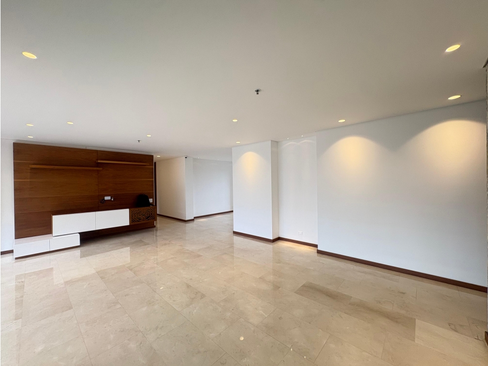 ARRIENDO APARTAMENTO, POBLADO TESORO — foto 2