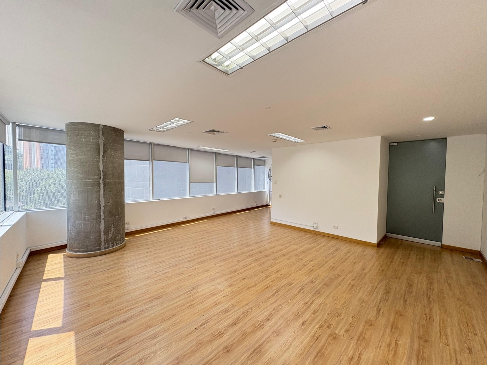ARRIENDO OFICINA AV. PALMAS — foto 2