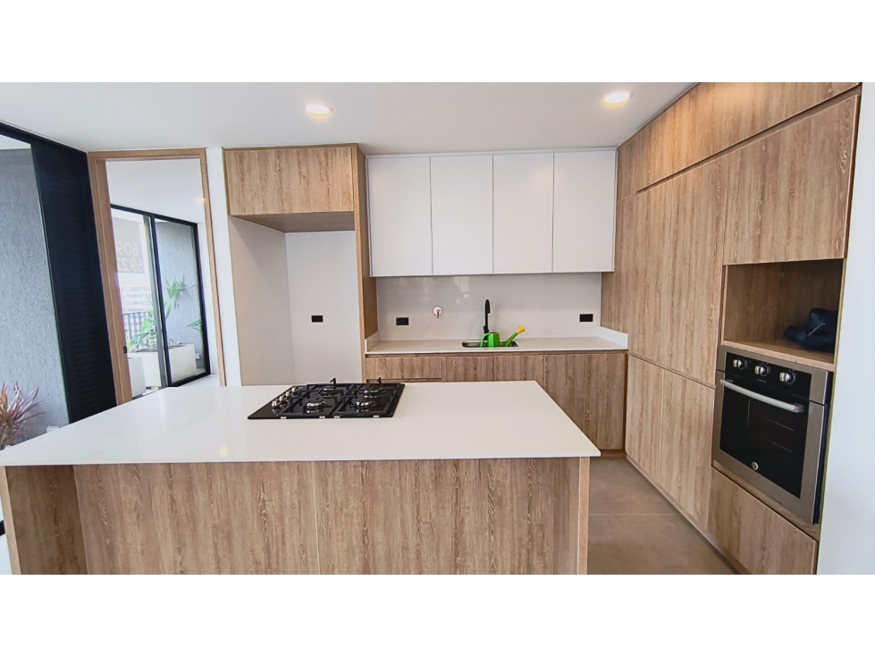 ARRIENDO APARTAMENTO, POBLADO TESORO — foto 2