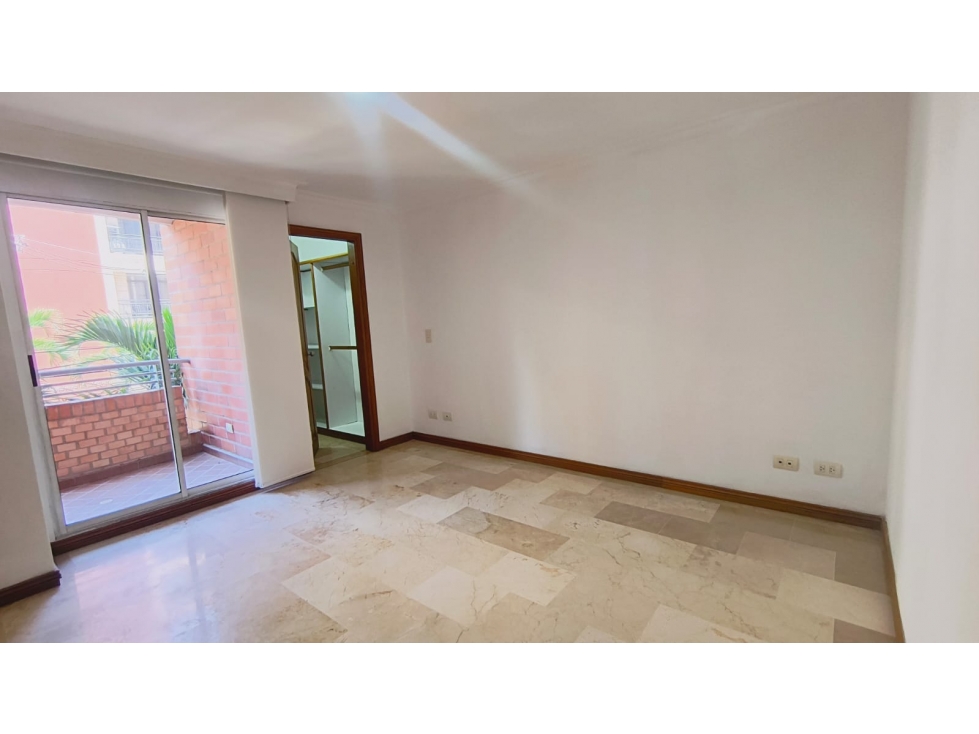 ARRIENDO APARTAMENTO - LAURELES — foto 5