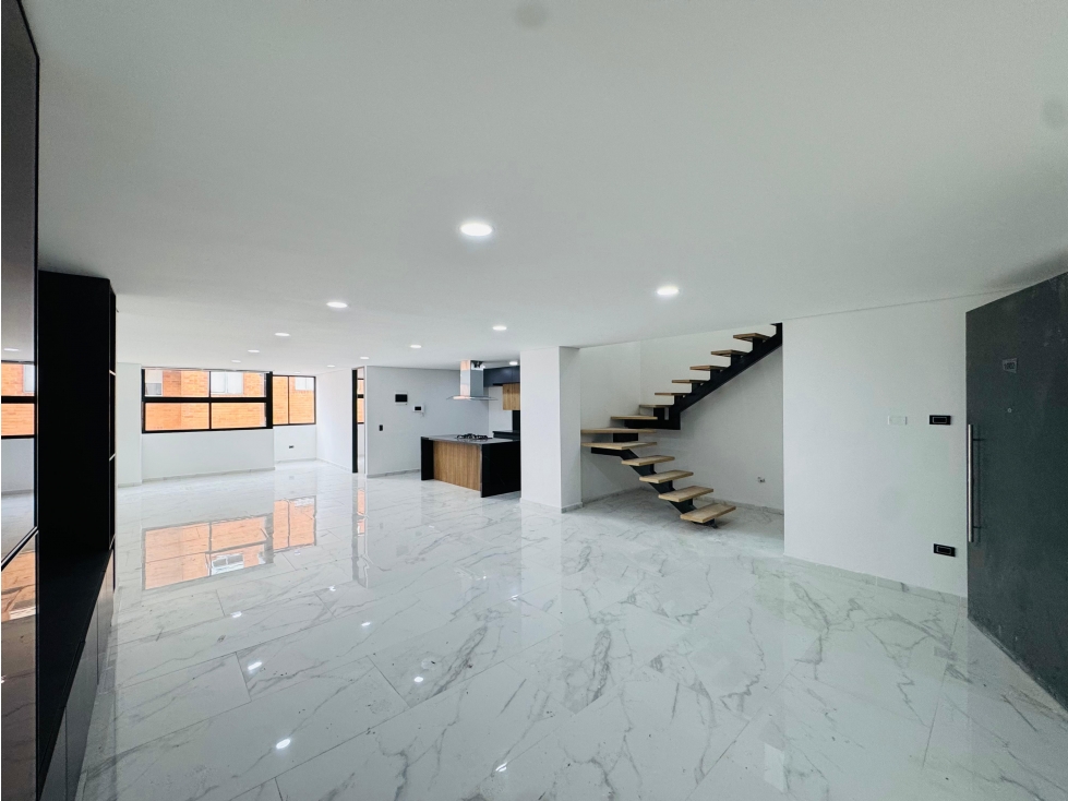 RENTA Y VENTA PENTHOUSE DUPLEX - LAURELES