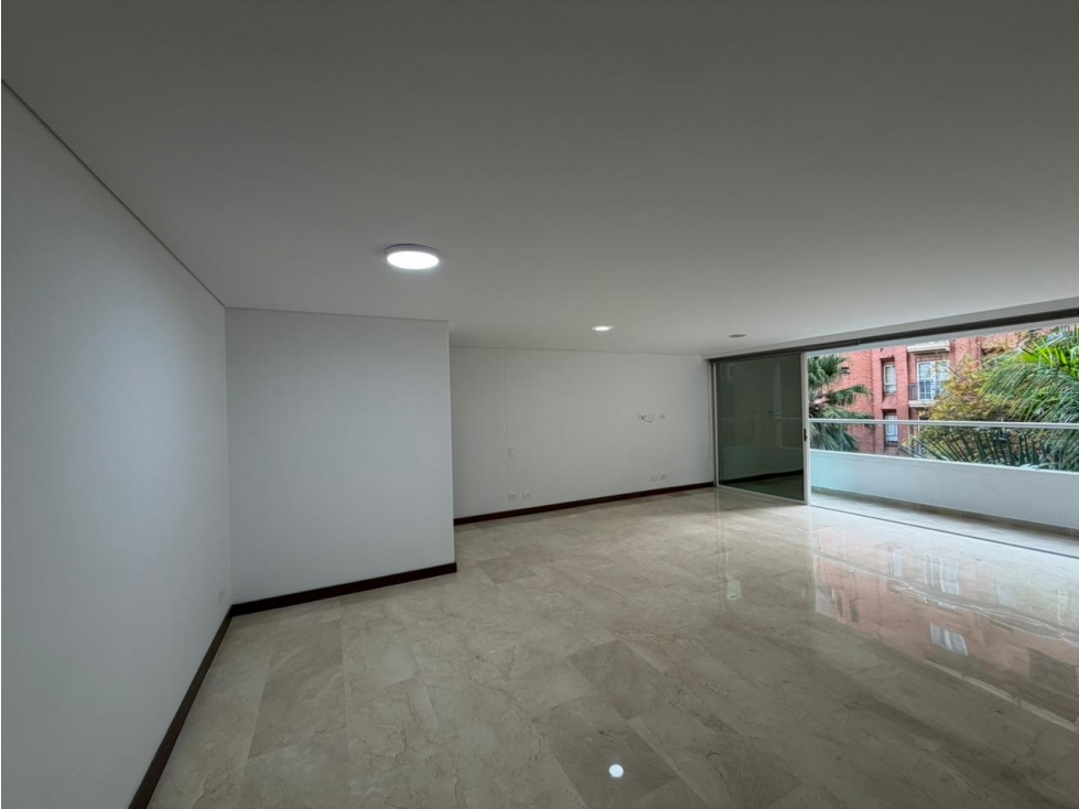 VENTA APARTAMENTO - LAURELES — foto 2