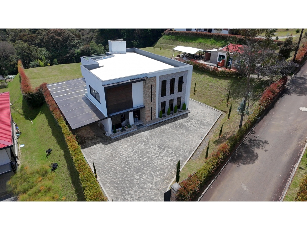 ARRIENDO CASA CAMPESTRE - GUARNE