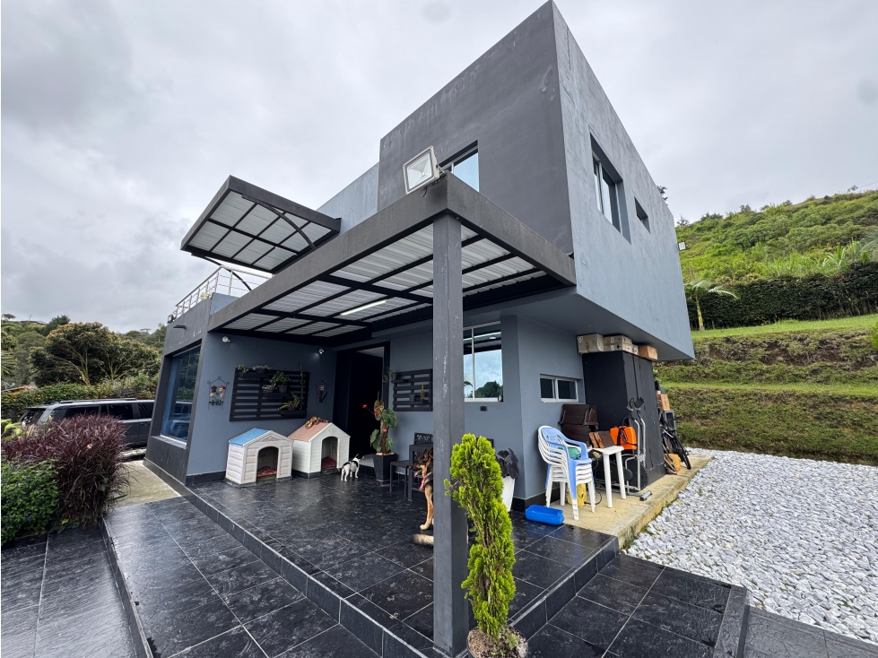 VENTA CASA CAMPESTRE - GUARNE AEROPUERTO