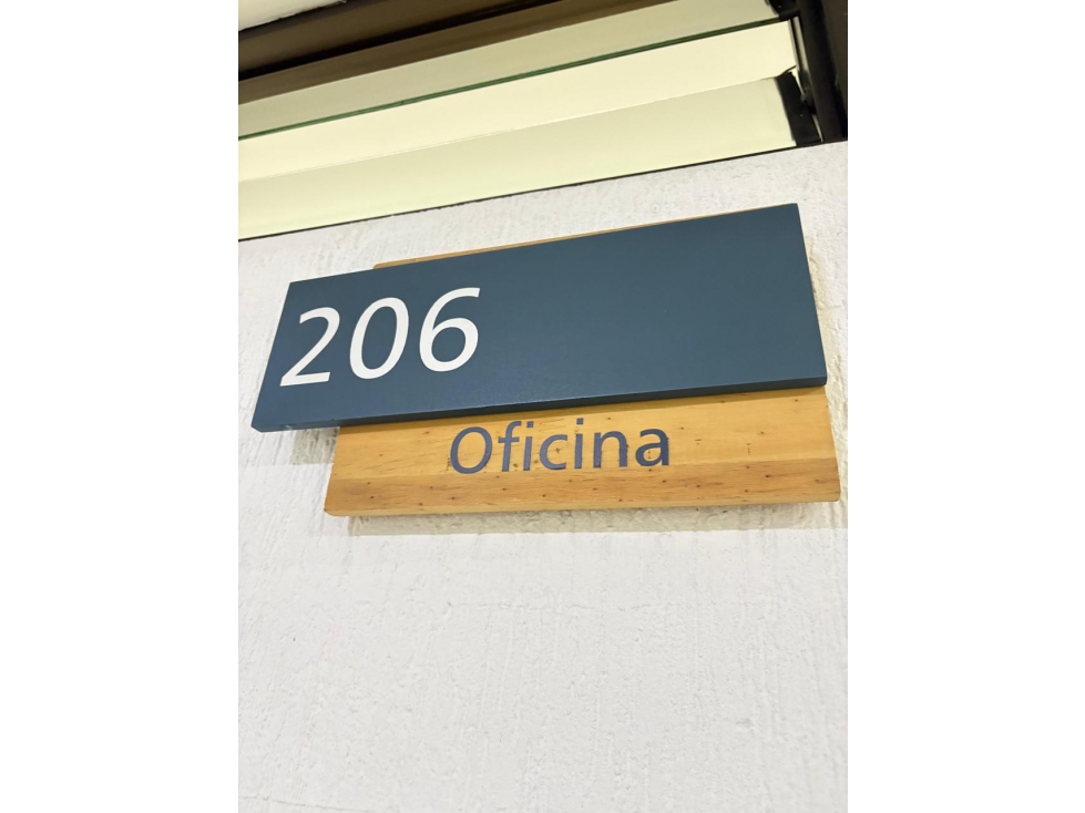 VENDO OFICINA - EXITO DE COLOMBIA — foto 6