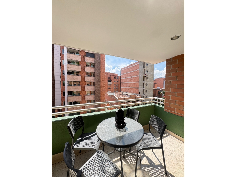 ARRIENDO APARTAMENTO AMOBLADO - LAURELES — foto 2