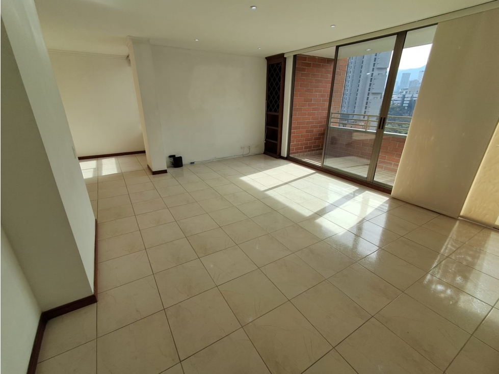 ARRIENDO APARTAMENTO - EL POBLADO SANTA MARIA DE LOS ANGELES — foto 2