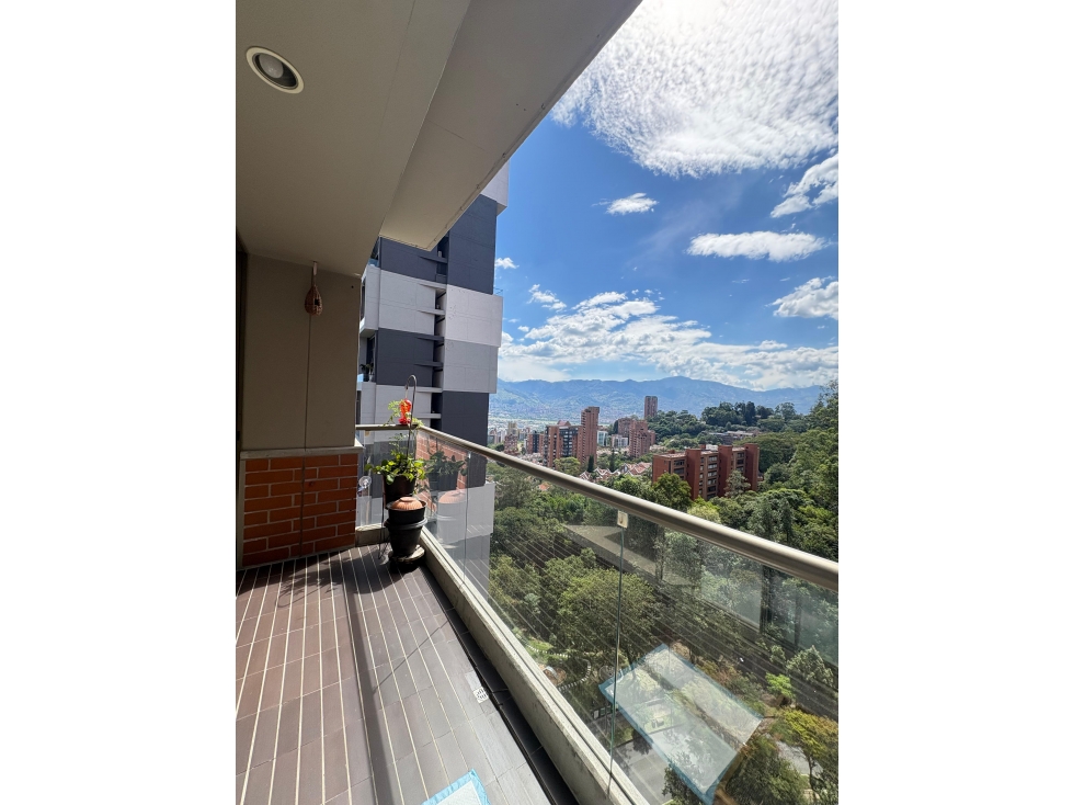ARRIENDO APARTAMENTO, AV PALMAS