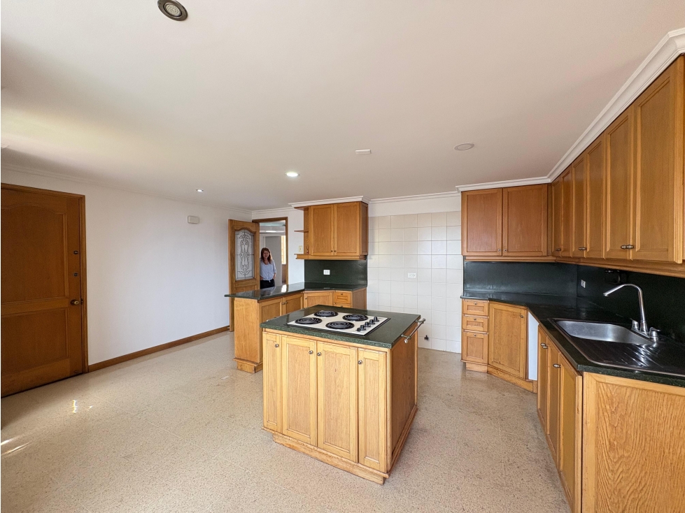 ARRIENDO APARTAMENTO, LAURELES MIGUERIA — foto 3