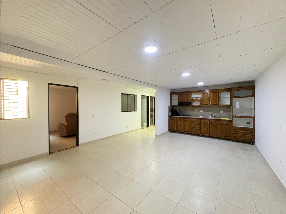 ARRIENDO CASA - LAURELES. — foto 3