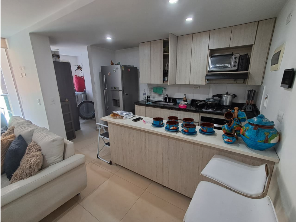 ARRIENDO APARTAMENTO - CONQUISTADORES — foto 2