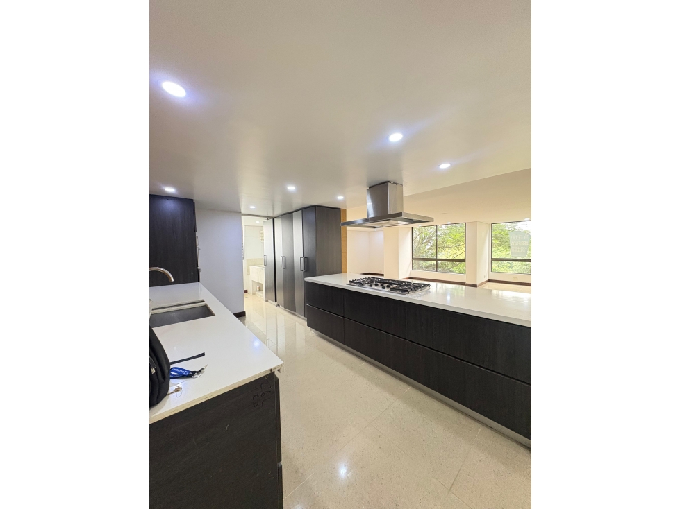 ARRIENDO APARTAMENTO, POBLADO CASTROPOL - 3