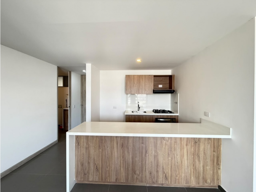 ARRIENDO APARTAMENTO - CIUDAD DEL RIO.