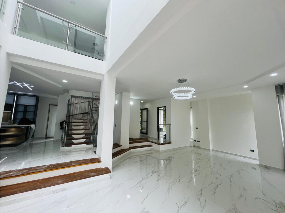 VENTA CASA - ENVIGADO LOMA DEL ESMERALDAL — foto 3
