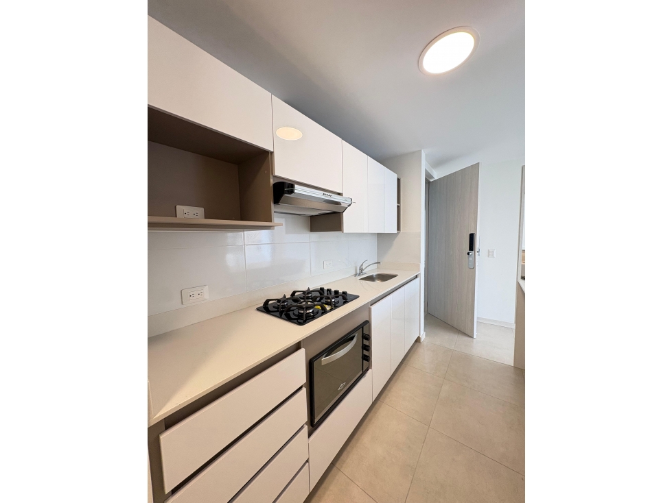 ARRIENDO APARTAMENTO, POBLADO CASTROPOL — foto 6