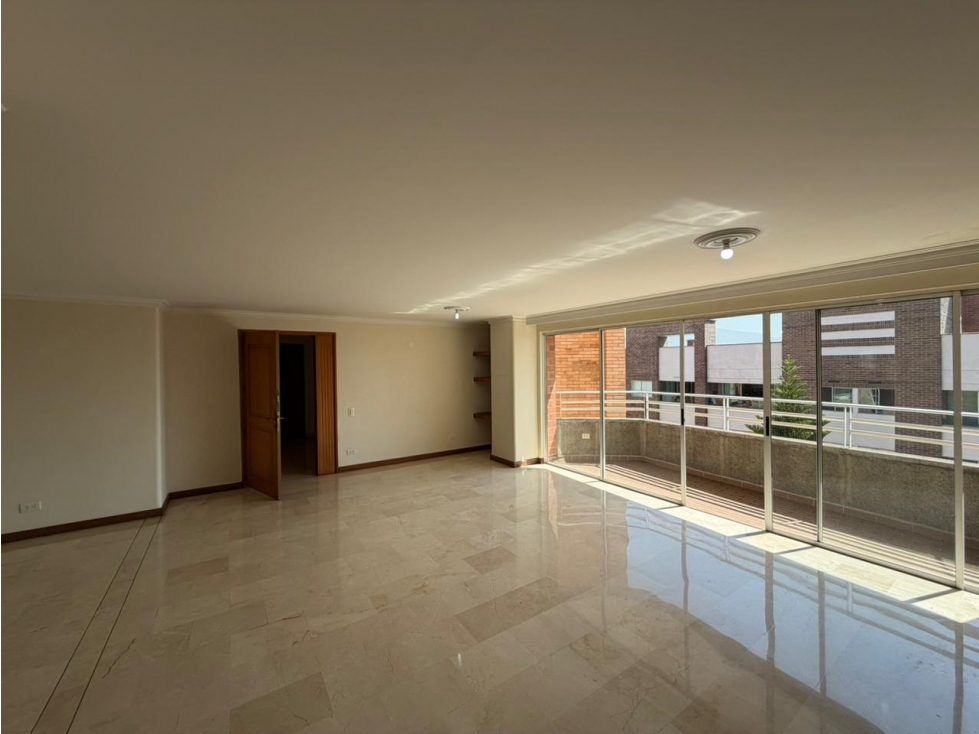 VENTA APARTAMENTO - LAURELES