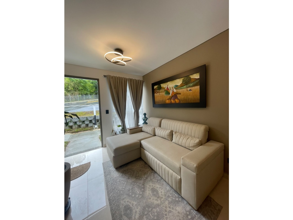 VENDO CASA - GIRARDOTA.