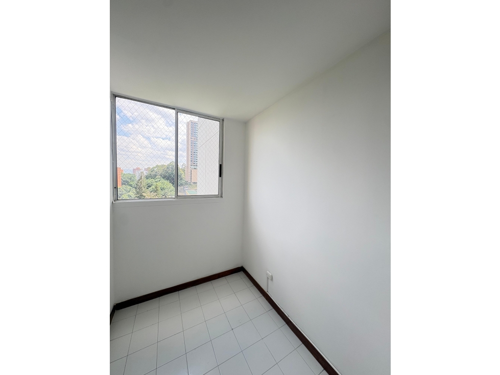 ARRIENDO APARTAMENTO, POBLADO INFERIOR LOS BALSO — foto 4