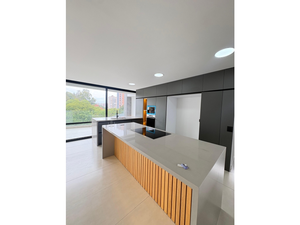 ARRIENDO APARTAMENTO, POBLADO TESORO — foto 3