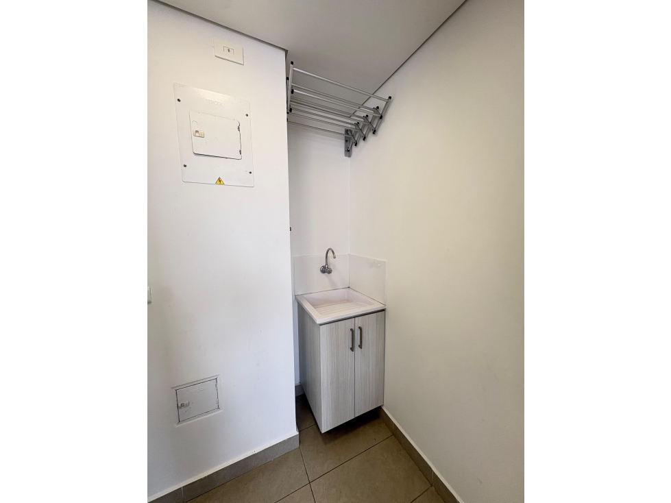 ARRIENDO APARTAMENTO PENTHOUSE POBLADO LALINDE - 5