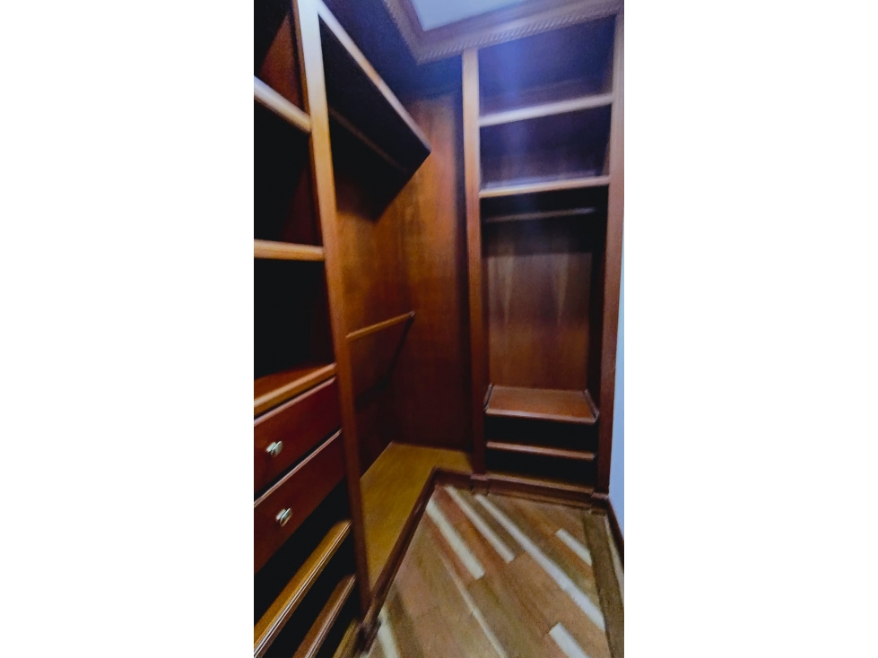 ARRIENDO APARTAMENTO, POBLADO TESORO — foto 4