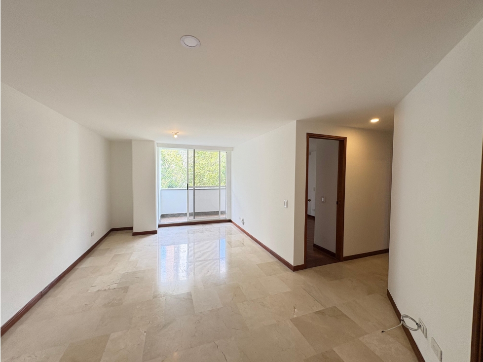 ARRIENDO APARTAMENTO, POBLADO INFERIOR LOS BALSO — foto 5