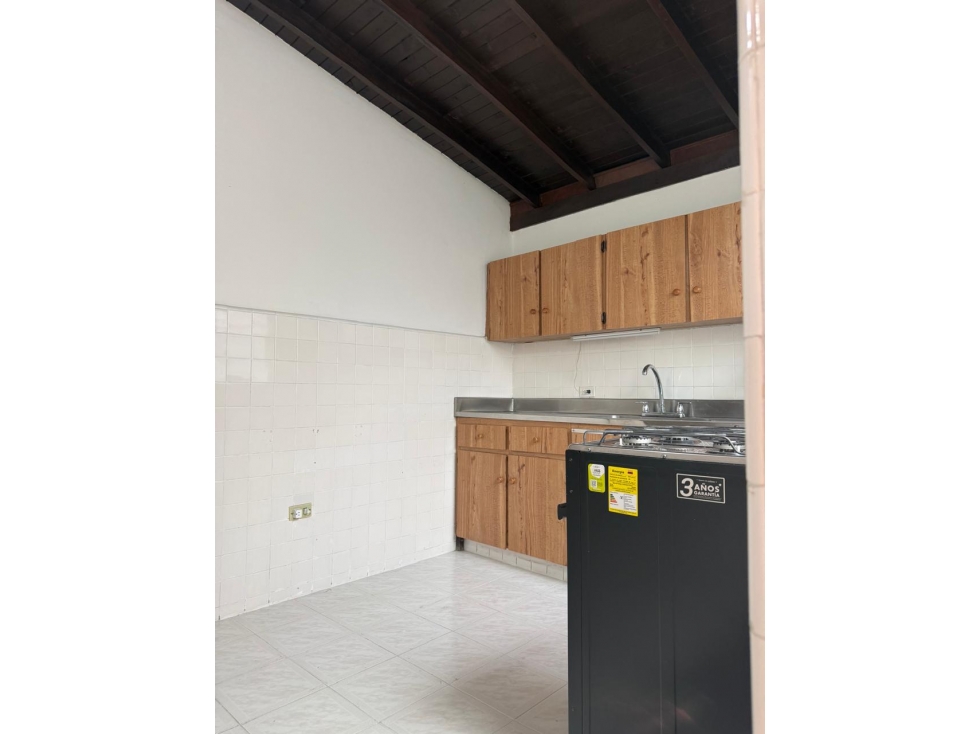 VENTA CASA - VILLA DE ABURRA — foto 3