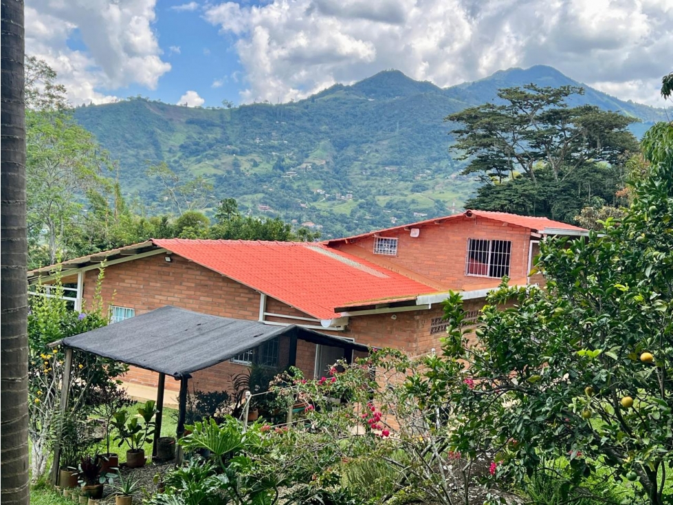 VENTA FINCA - COPACABANA.