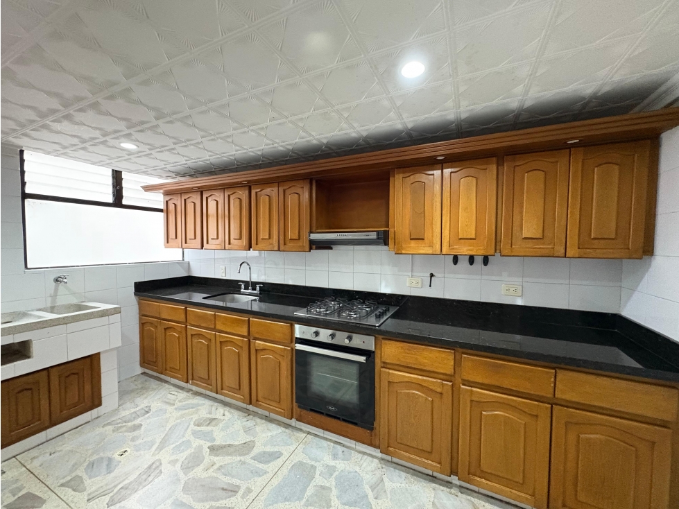 ARRIENDO APARTAMENTO - CONQUISTADORES — foto 3