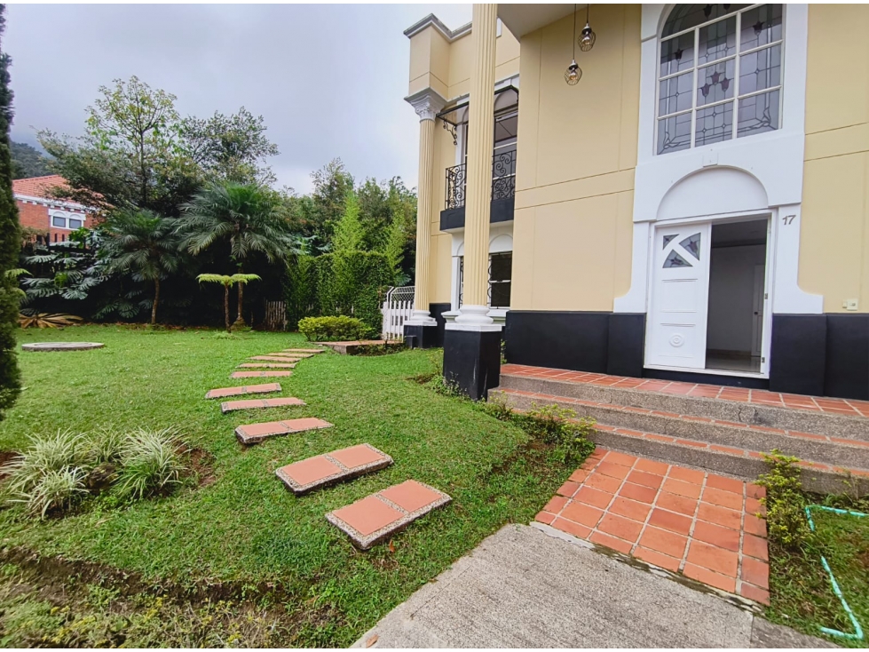 ARRIENDO CASA - POBLADO SECTOR EL TESORO