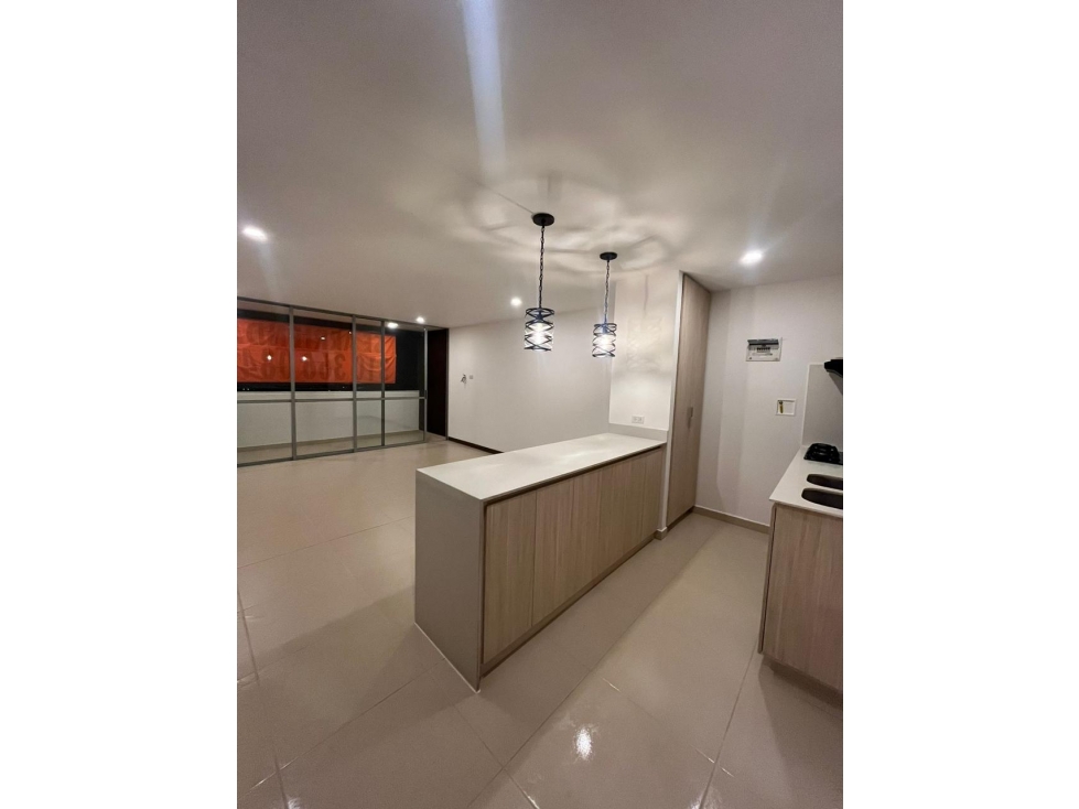 ARRIENDO APARTAMENTO, POBLADO LOMA LOS GONZALES — foto 2