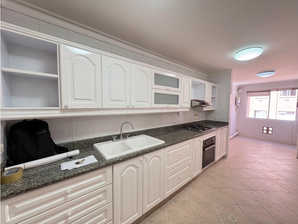 ARRIENDO APARTAMENTO, LAURELES — foto 4