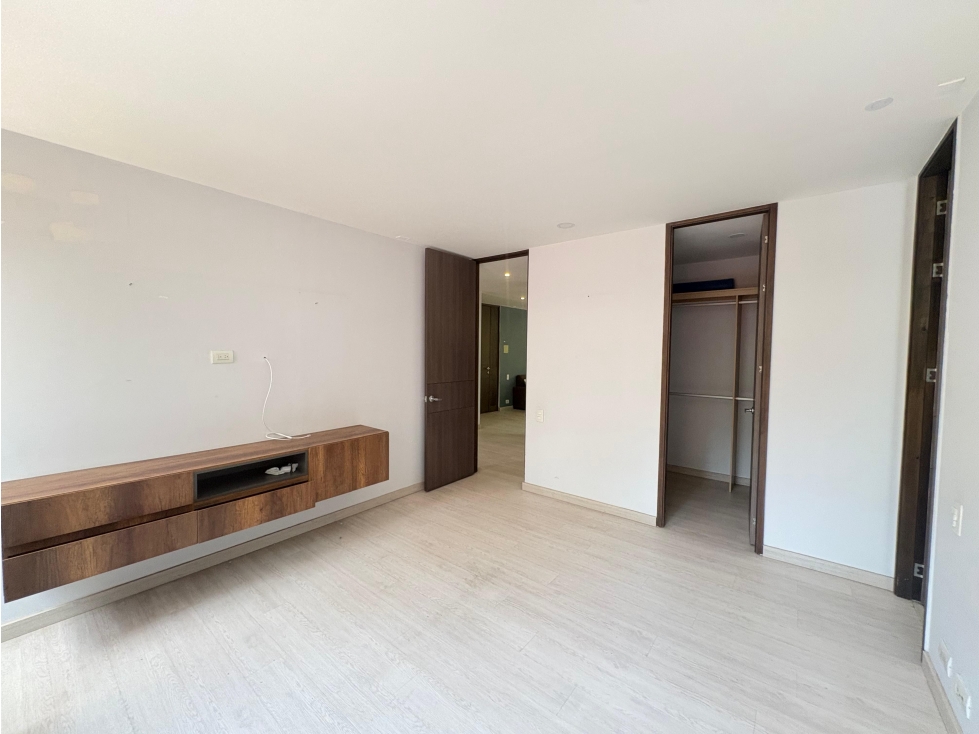 ARRIENDO APARTAMENTO, POBLADO LOS PARRA - 5