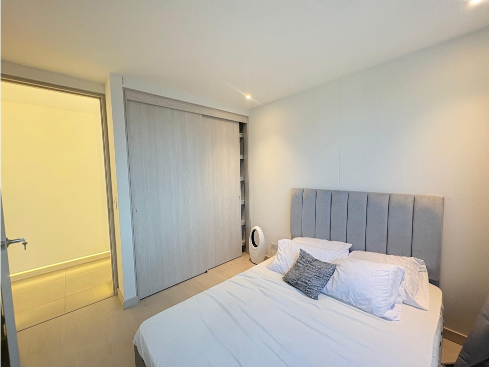 ARRIENDO APARTAMENTO, POBLADO CASTROPOL — foto 4
