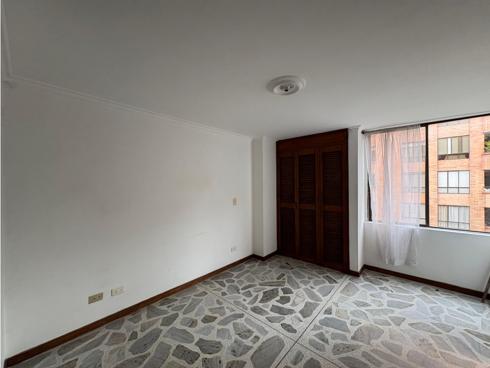 ARRIENDO APARTAMENTO - CONQUISTADORES — foto 4